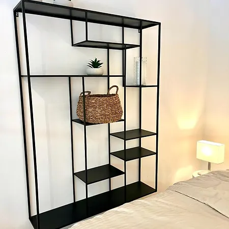 Standing 100m De La Avec Balcon Dauphin Apartamento Antibes